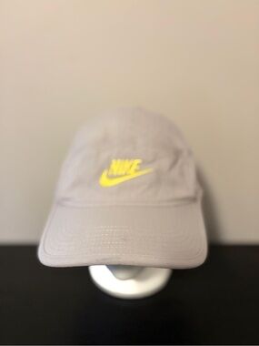Nike Fly Light Purple Hat